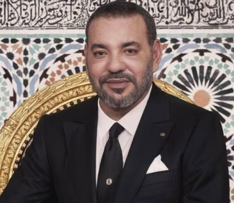 جلالة الملك يوجه رسالة بمناسبة تسليم جائزة التميز لسنة 2022 من الاتحاد الإفريقي لكرة القدم والتي منحت لجلالته بكيغالي