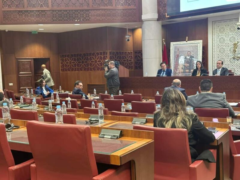 السعدي: معارضة “البوز” تغيب عن اجتماع لمناقشة ارتفاع الأسعار مقابل حضور وازن للاغلبية