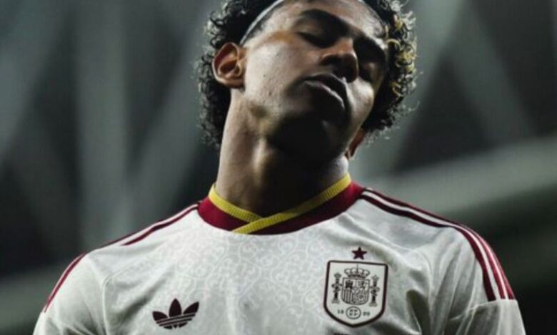 لامين يامال يندد بالهتافات العنصرية لجماهير اسبانيا: أنا مسلم، الحمد لله وأفتخر بذلك