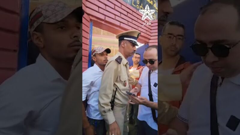 بنكيران يثور في وجه رجال السلطة قبل ولوج مكتب التصويت بعد منع مرافق ليس له حق الدخول