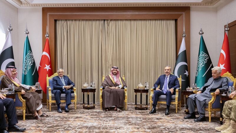 دول (حلف مكة) تعلن البدء الفوري لتوفير القوات والقدرات العسكرية ونشرها سريعا في السعودية (بيان مشترك) | موقع الدار